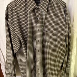 2 Men’s long sleeve dress shirts